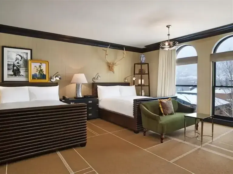Boutique Family Hotels USA: Expert Guide & Independent Lodging